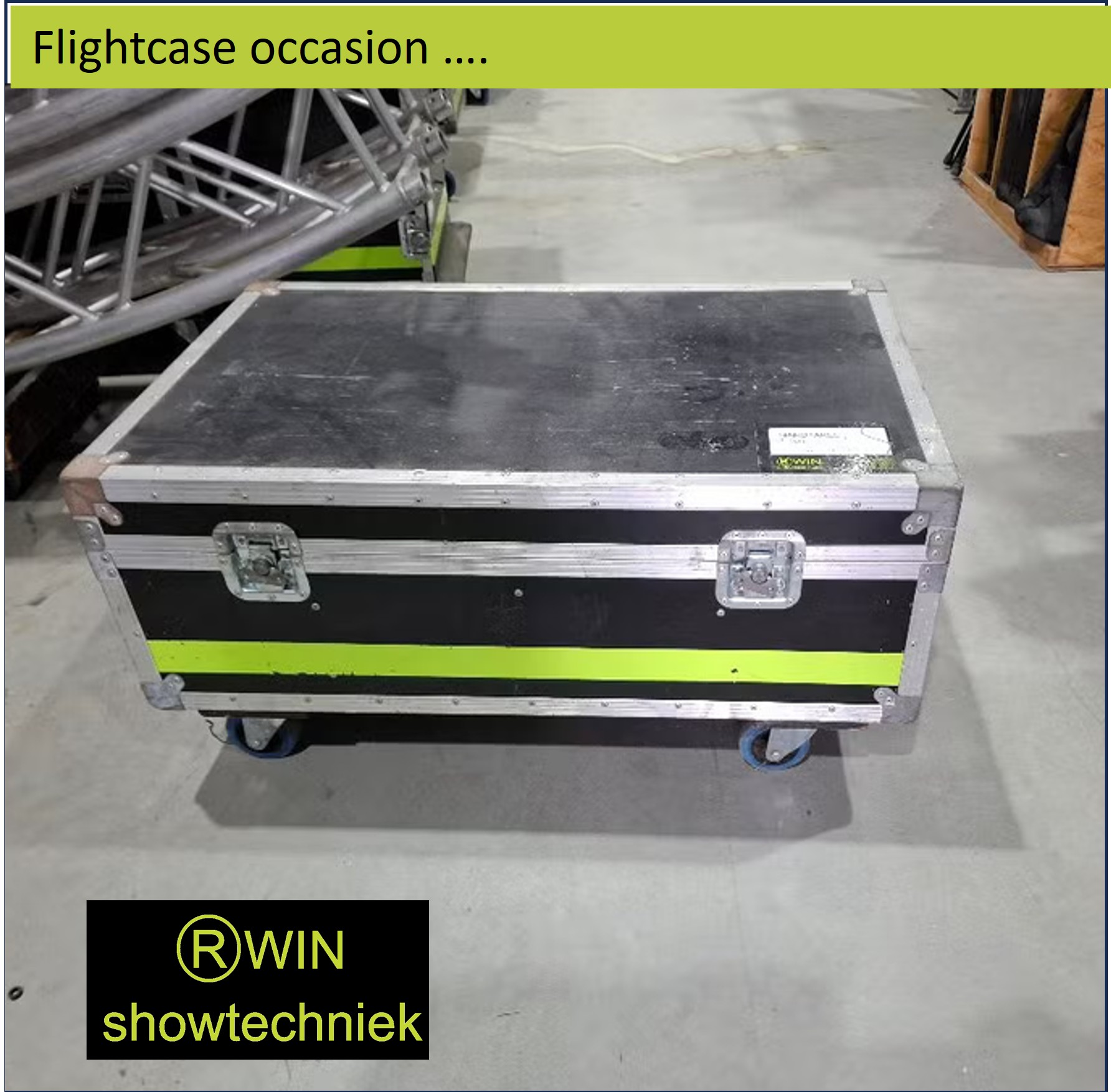Flightcase met 8 vakken occasion 